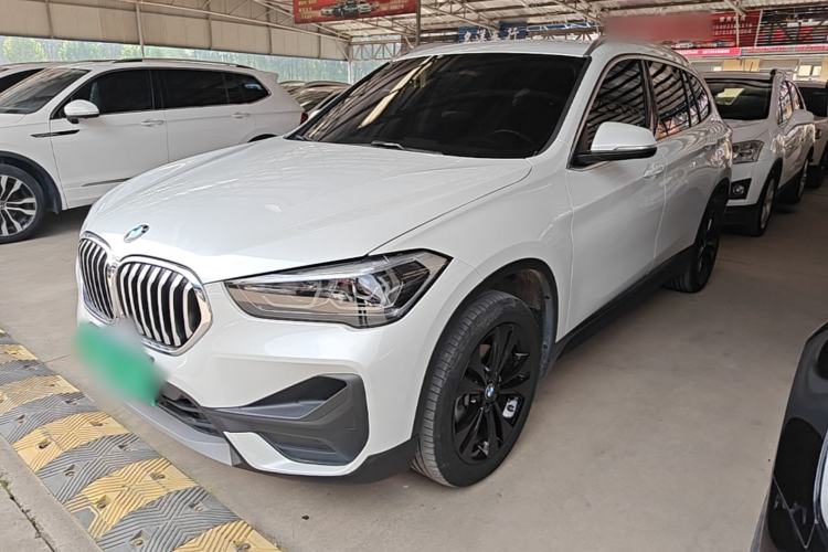 BMW X1 2020 — фото 1