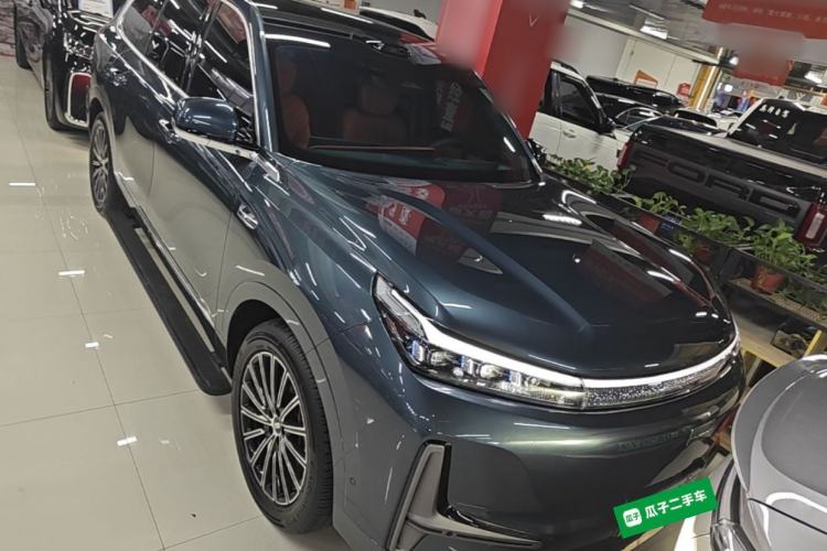 Geely Galaxy M9 2025 — 2