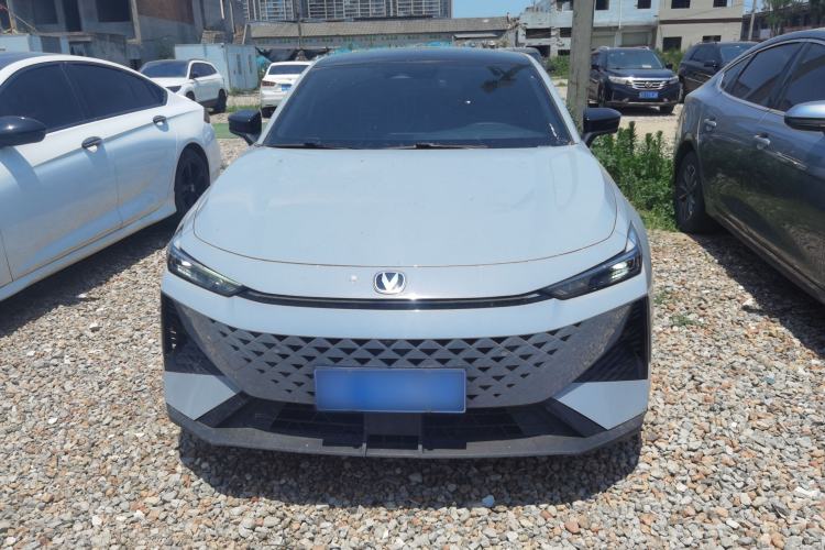 ChangAn UNI-V 2024 — 2