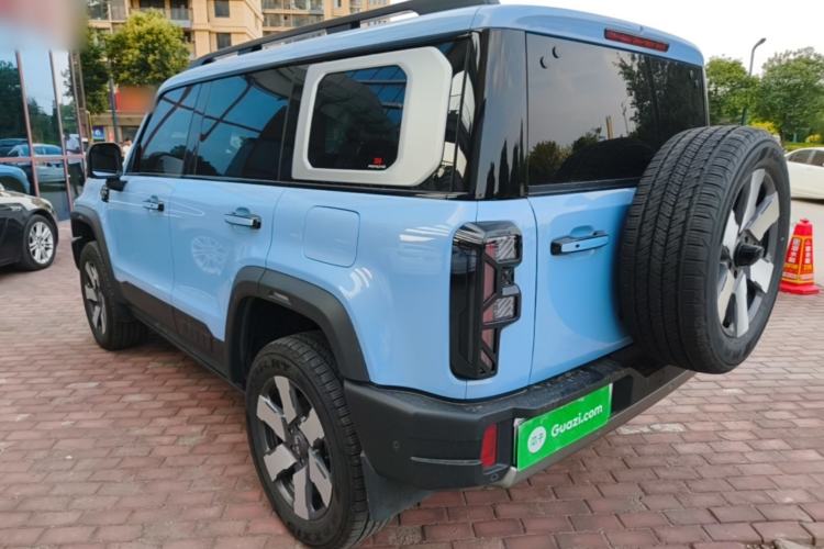 BAIC BJ40 2025 — 4