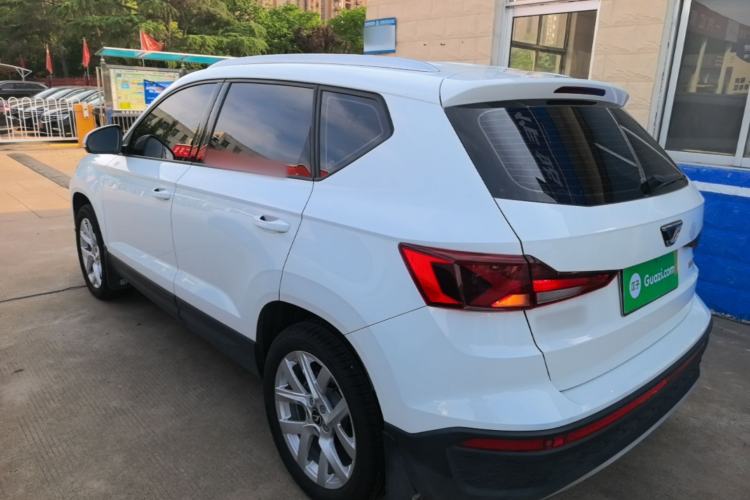 Jetta VS5 2023 — 4