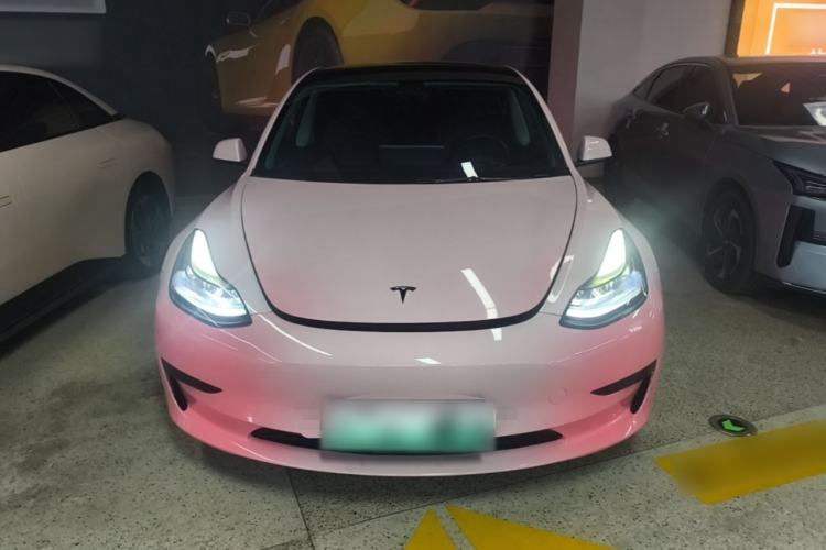 Tesla Model 3 2021 — 2