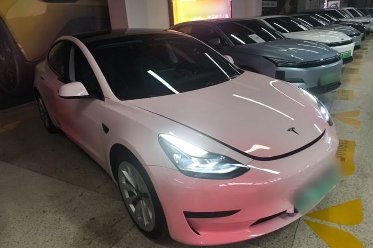 Tesla Model 3 2021 — 3