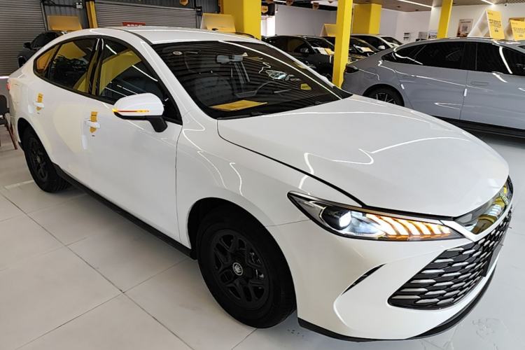 BYD Qin PLUS 2025 — фото 3
