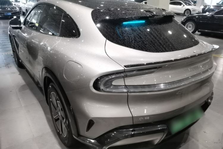 Xiaomi Auto YU7 2025 — фото 4