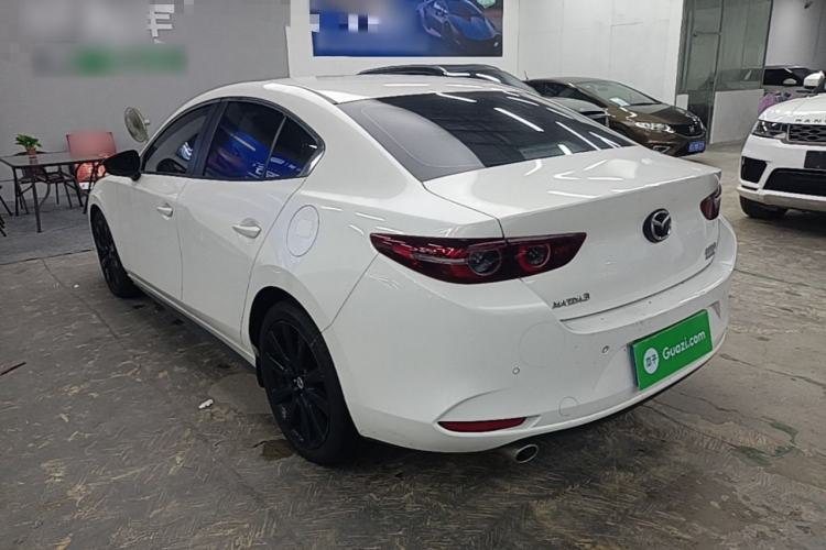 Mazda 3 2023 — 4
