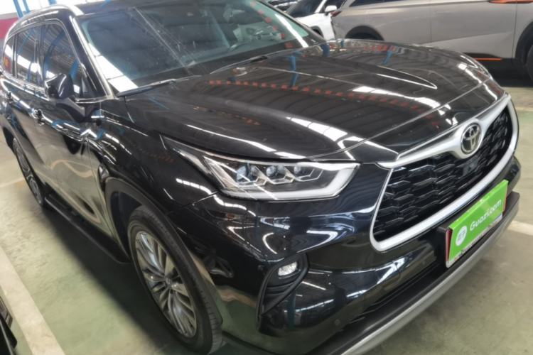Toyota Highlander 2024 — 3