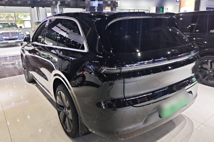 Li Auto L6 2024 — фото 4