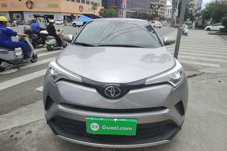 Toyota IZOA 2020 — 2