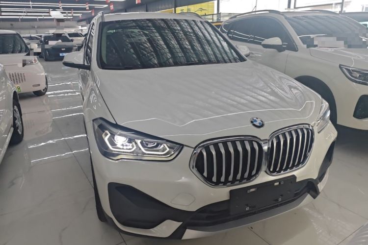BMW X1 2022 — фото 2