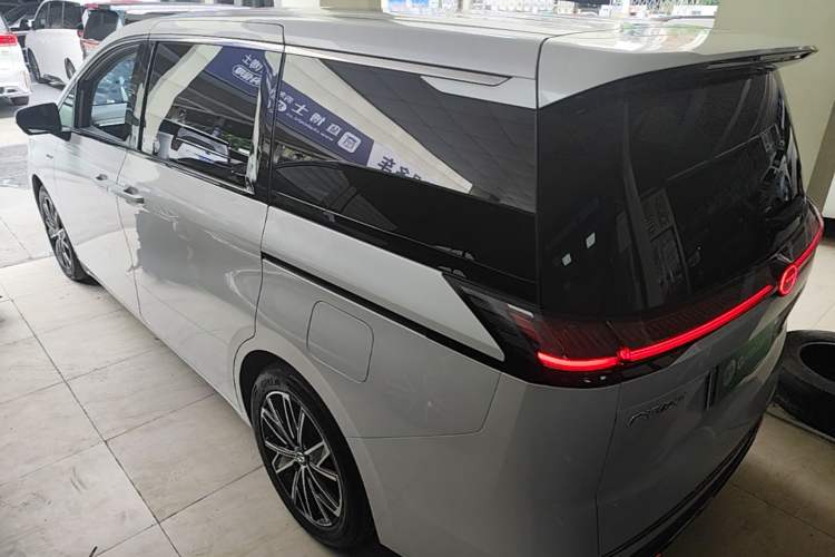 GAC Motor E8 2024 — 4