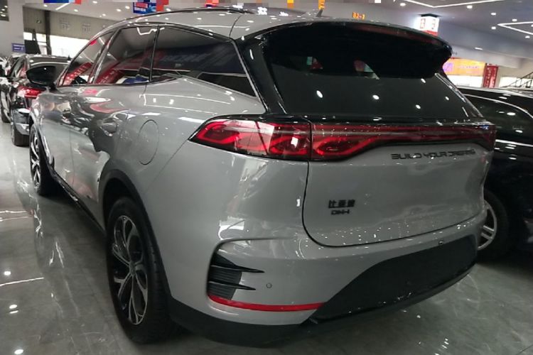 BYD Tang 2025 — 4