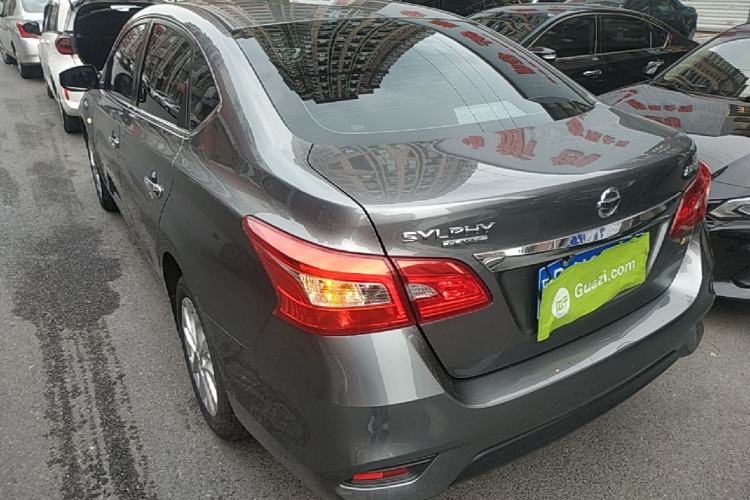 Nissan Sentra 2024 — 4