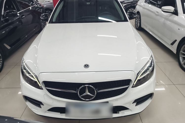 Mercedes-Benz C 260 L 2021 — 2
