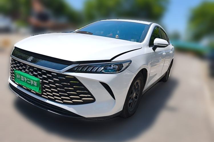 BYD Qin PLUS 2025 — фото 1