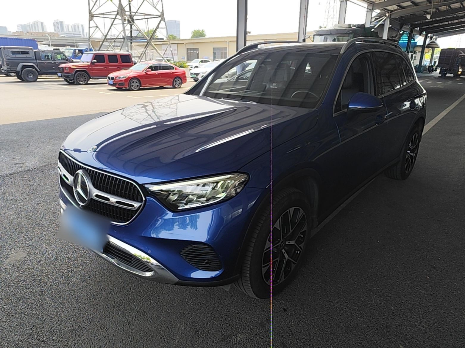 Mercedes-Benz GLC 260 L 2023 — фото 1