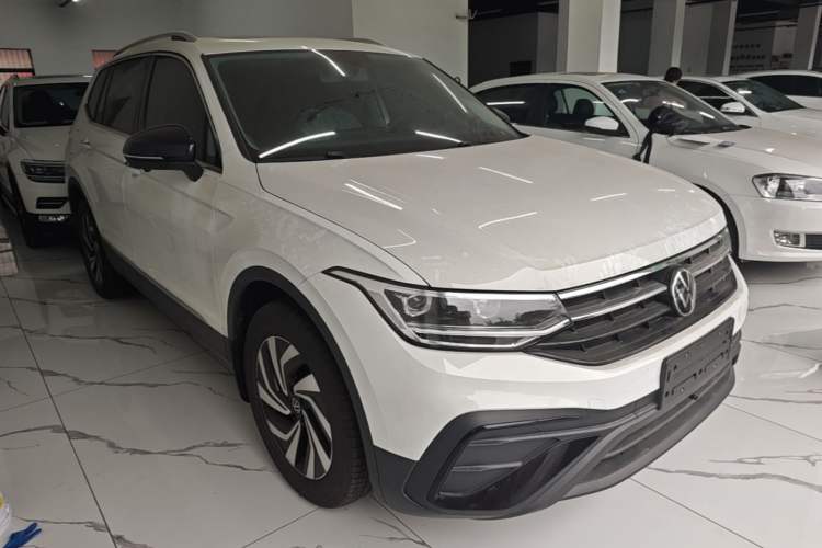 Volkswagen Tiguan L 2025 — 3