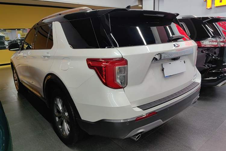 Ford Explorer 2020 — 4