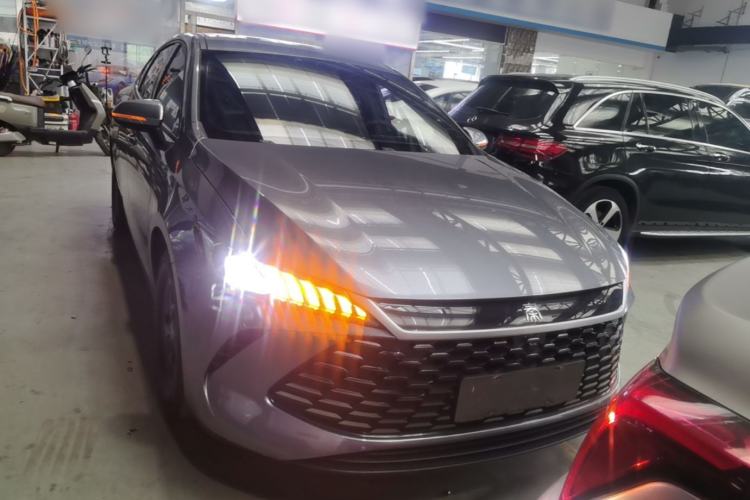 BYD Qin PLUS 2025 — фото 2