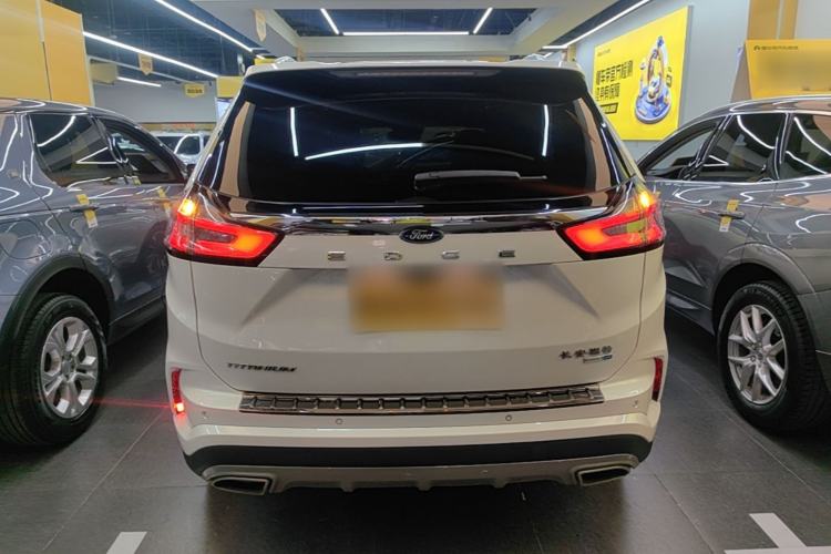 Ford Edge 2021 — 5
