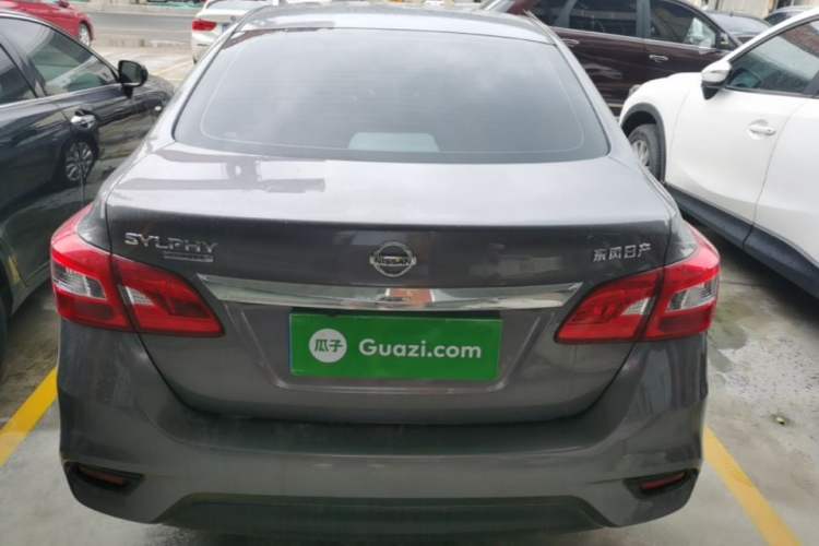 Nissan Sentra 2024 — 5
