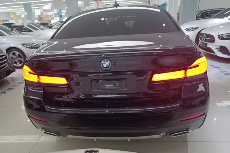BMW 535Le 2022 — 5