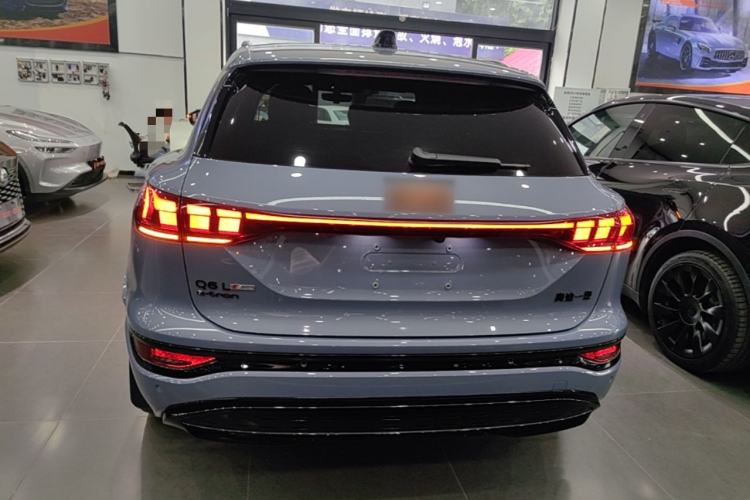 Audi Q6L e-tron 2026 — 5