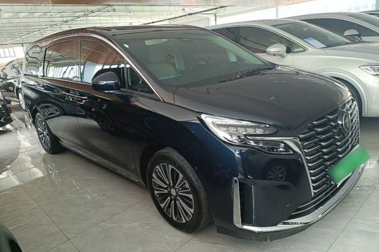 Buick GL8 2023 — 3