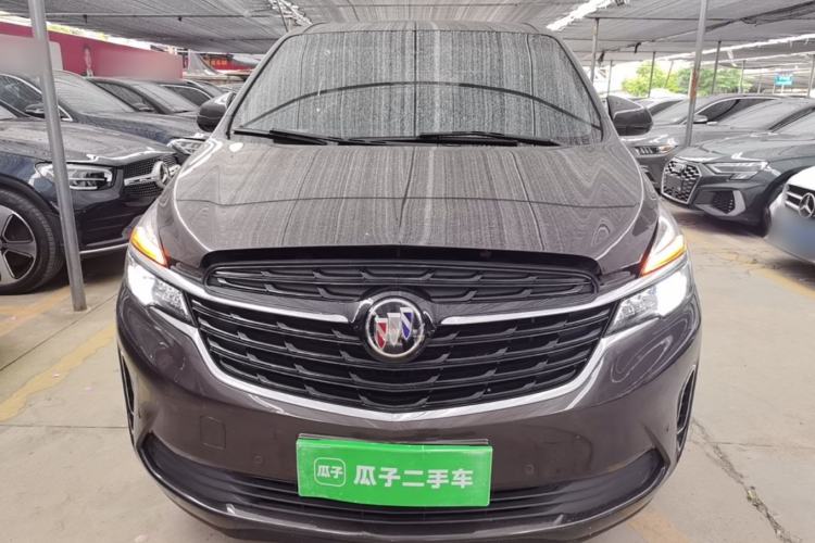 Buick GL8 2021 — 2