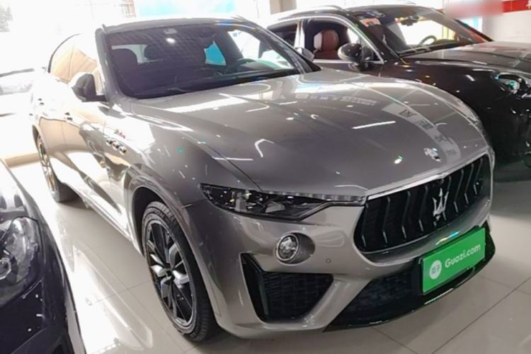 Maserati levante 2022 — 3