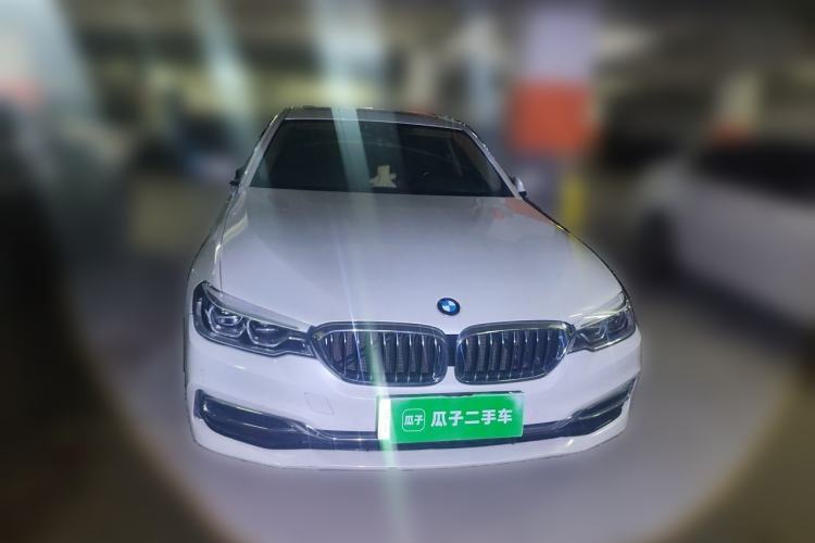 BMW 530Le 2020 — 2