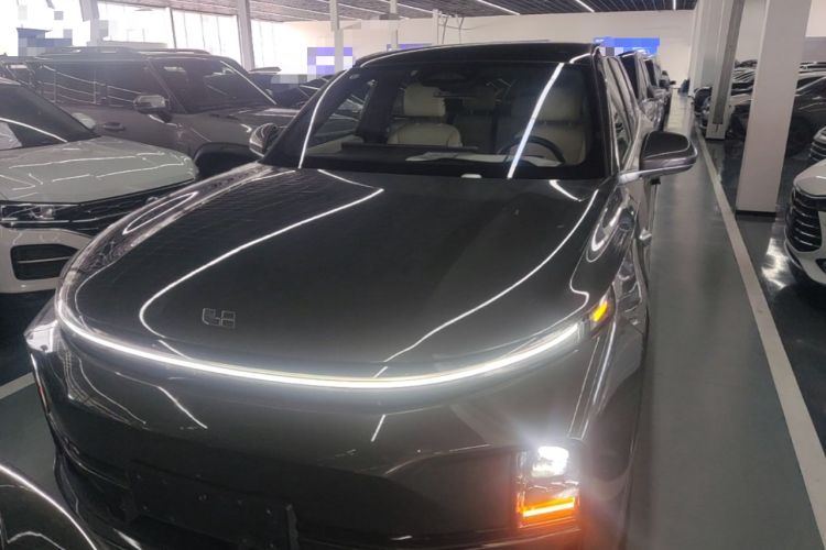 Li Auto L7 2023 — 2