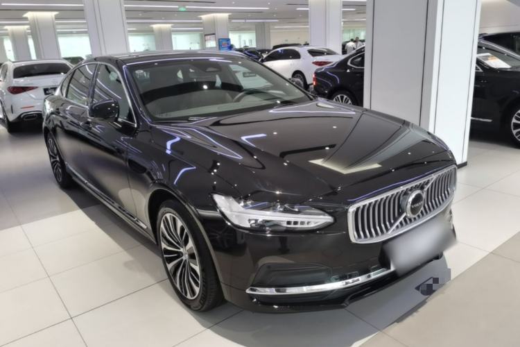 Volvo S90 2025 — 3