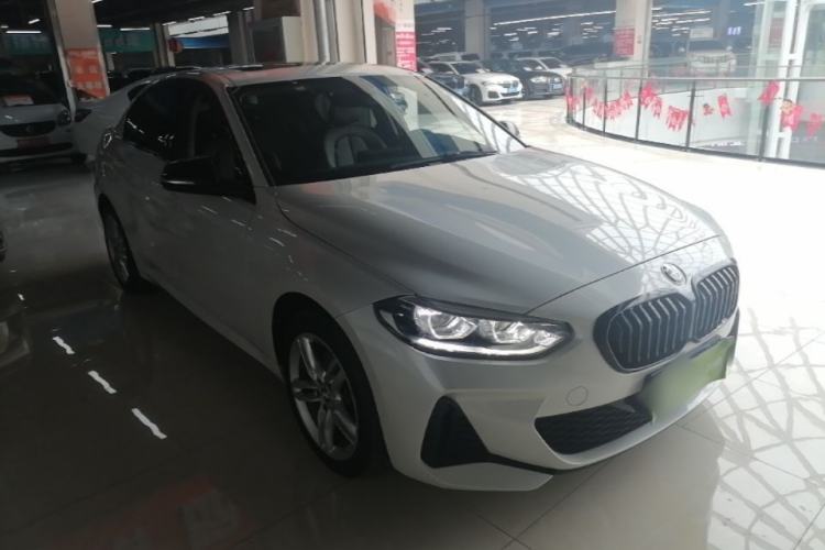 BMW 120i 2021 — фото 3