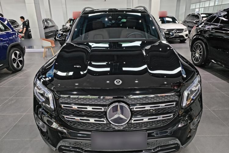Mercedes-Benz GLB 220 2023 — 2