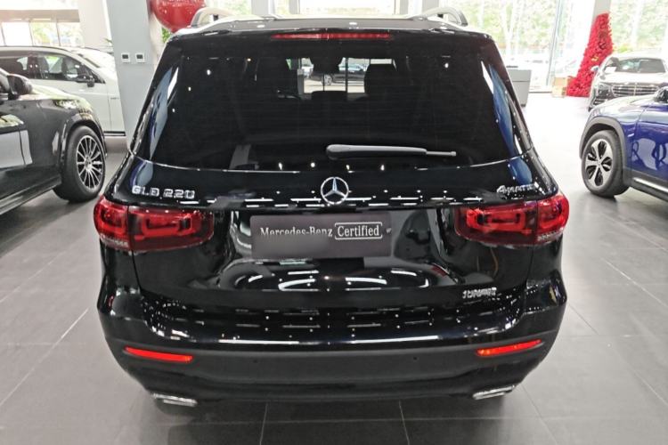 Mercedes-Benz GLB 220 2023 — 5