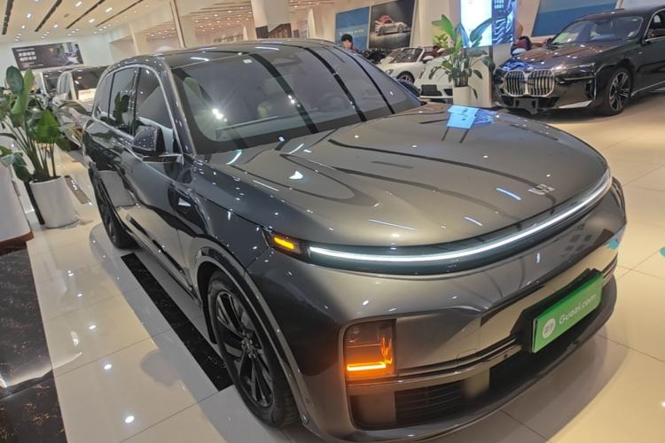 Li Auto L7 2023 — 3