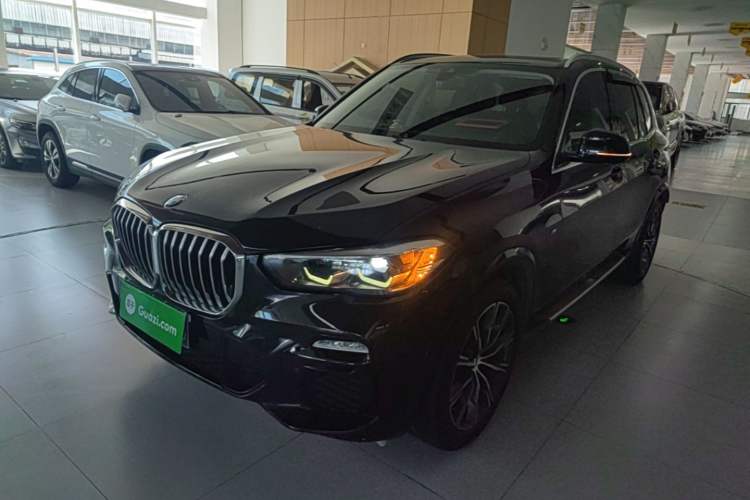BMW X5 2020 — фото 1