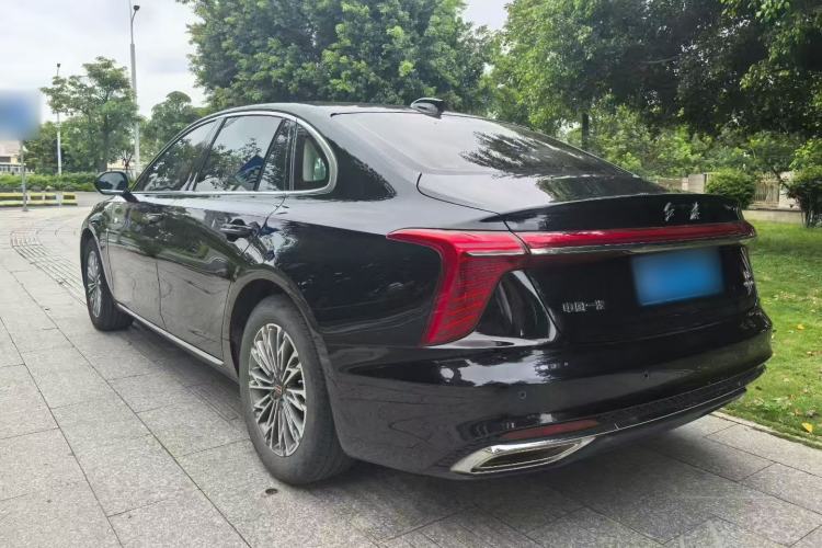 Hongqi H5 2023 — 4