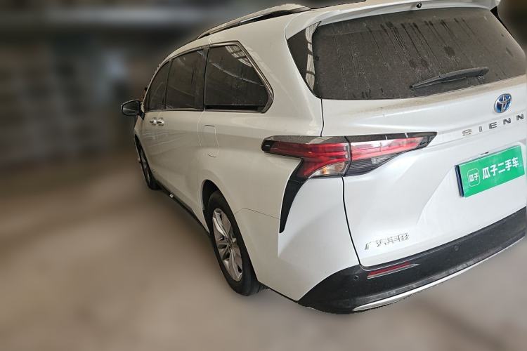 Toyota Sienna 2021 — фото 4