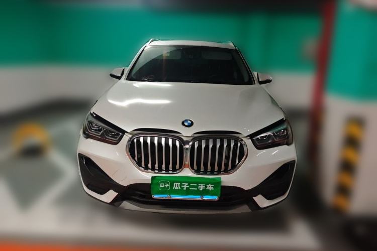 BMW X1 2021 — фото 2