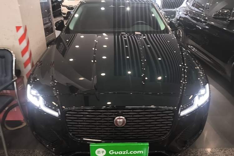 Jaguar XFL 2025 — 2