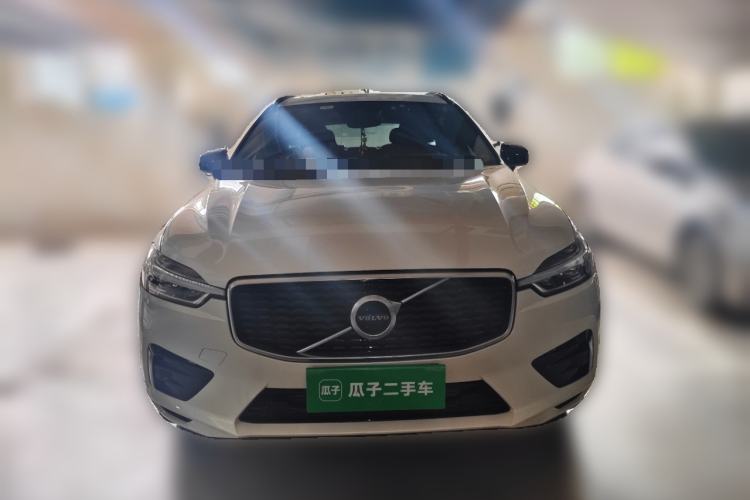 Volvo XC60 2020 — 2