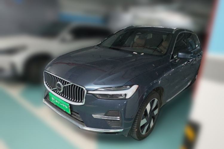 Volvo xc60 new energy 2025 — фото 1