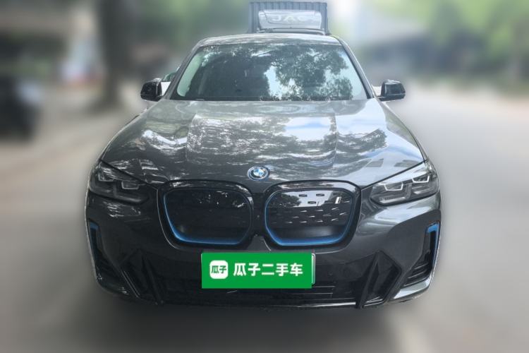 BMW iX3 2022 — 2