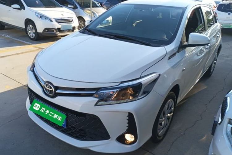 Toyota Vios 2022 — фото 1
