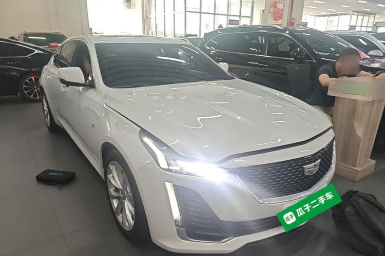 Cadillac CT5 2023 — 3