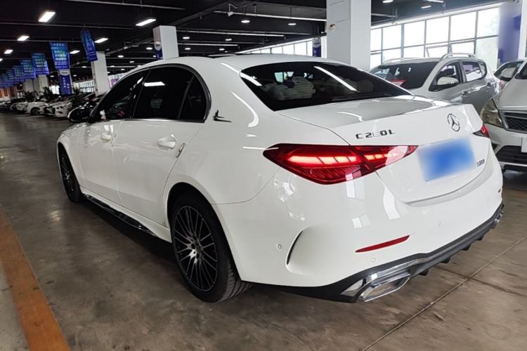 Mercedes-Benz C 260 L 2023 — фото 4