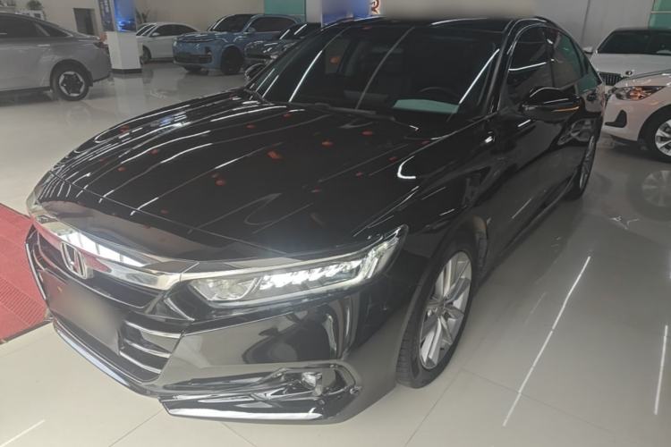 Honda Accord 2022 — фото 1