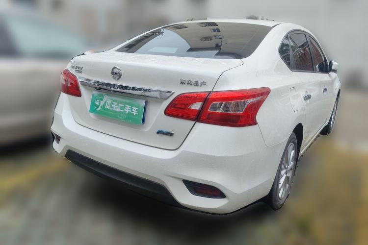 Nissan Sentra 2021 — 4